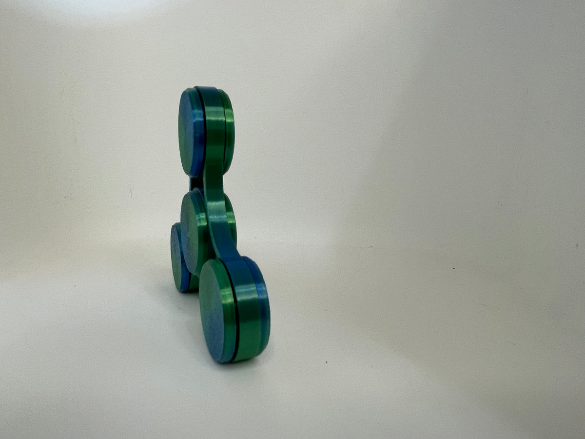 Blue-Green Fidget Spinner – Three-Lobe Design – additional view