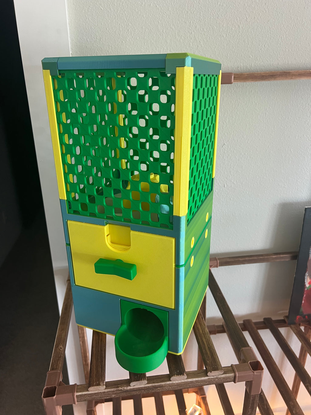 GachaPop Lite - Green/Yellow
